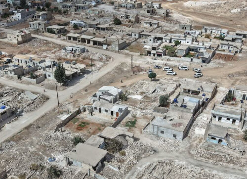 Переходный период в Сирии: значительный прогресс и сохраняющиеся риски