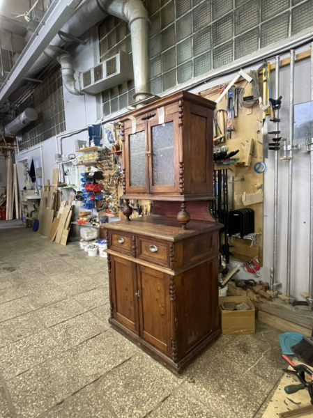 В мастерскую поступил особенный предмет | Интересный контент в группе Стул да кресло : реставрация мебели в ОК (Одноклассники)