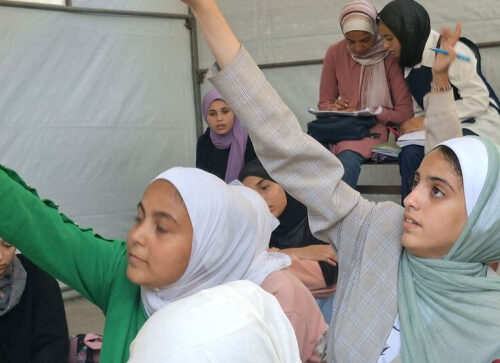 ЮНИСЕФ расширяет программу «Возвращение к обучению» для 336 тысяч детей в Газе ЮНИСЕФ расширяет программу «Возвращение к обучению» для 336 тысяч детей в Газе